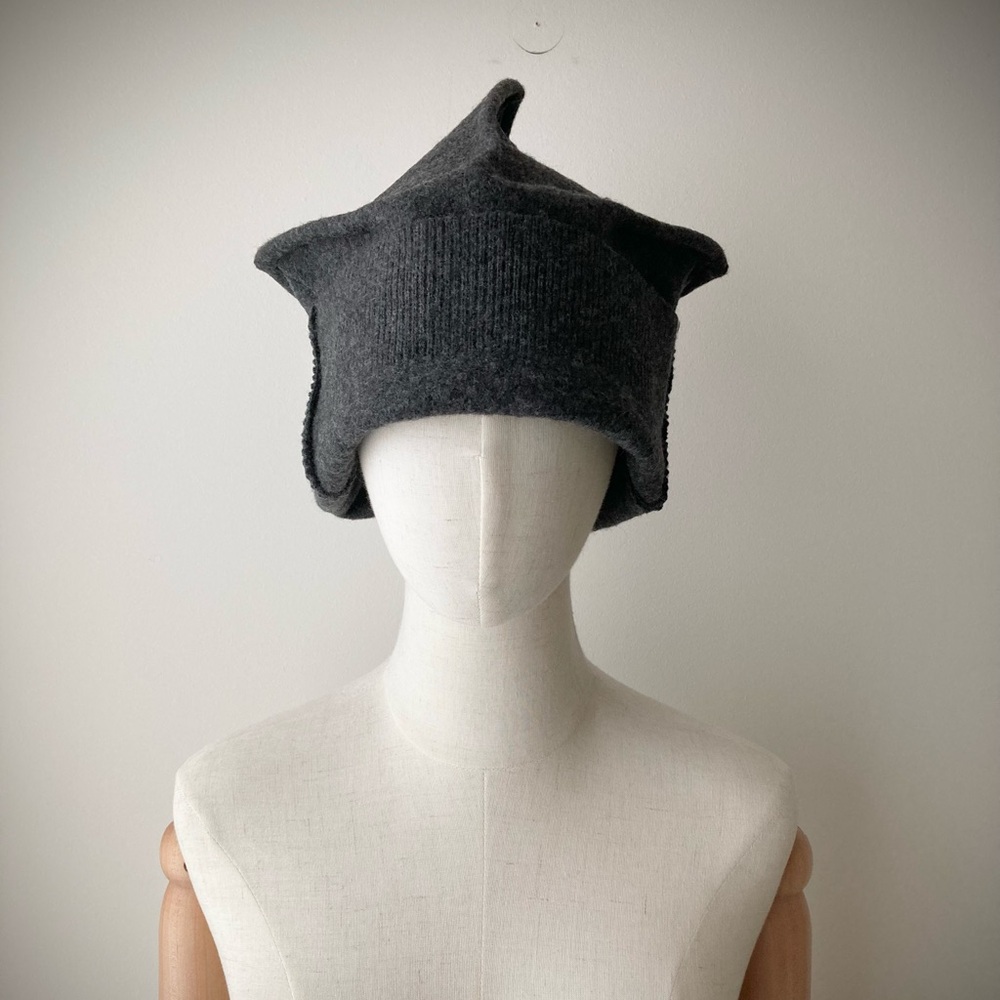 origami crown 100% cashmere sweater hat joodito bucket beanie cap deep dark gray - Picture 2 of 10